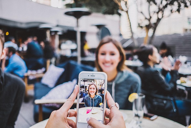 Best Photo editing apps one can use for editing of photos has been a worrisome problem for many creators. I have taken time to analyse the photo editing apps that we have. It is good to pick up the best photo app that is good for editing.